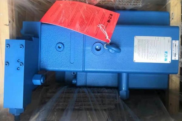 pvxs-090-m-r-df-0000-000；伊顿威格士VICKERS柱塞泵