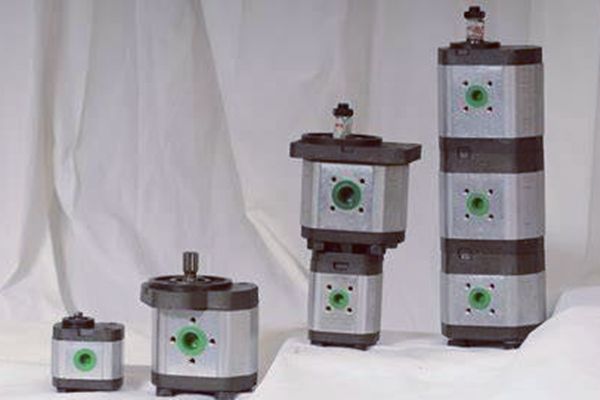 M ,LO ,L ,PLA ,PLC ,PNA系列roquet齿轮泵 - roquet齿轮马达